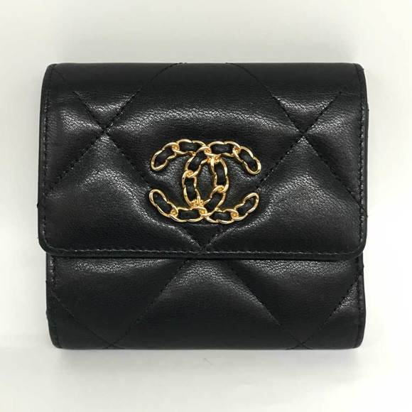CHANEL Accessories - Chanel Small Flap Wallet Coco Mark Lambskin CHANEL Stitch Black Noir